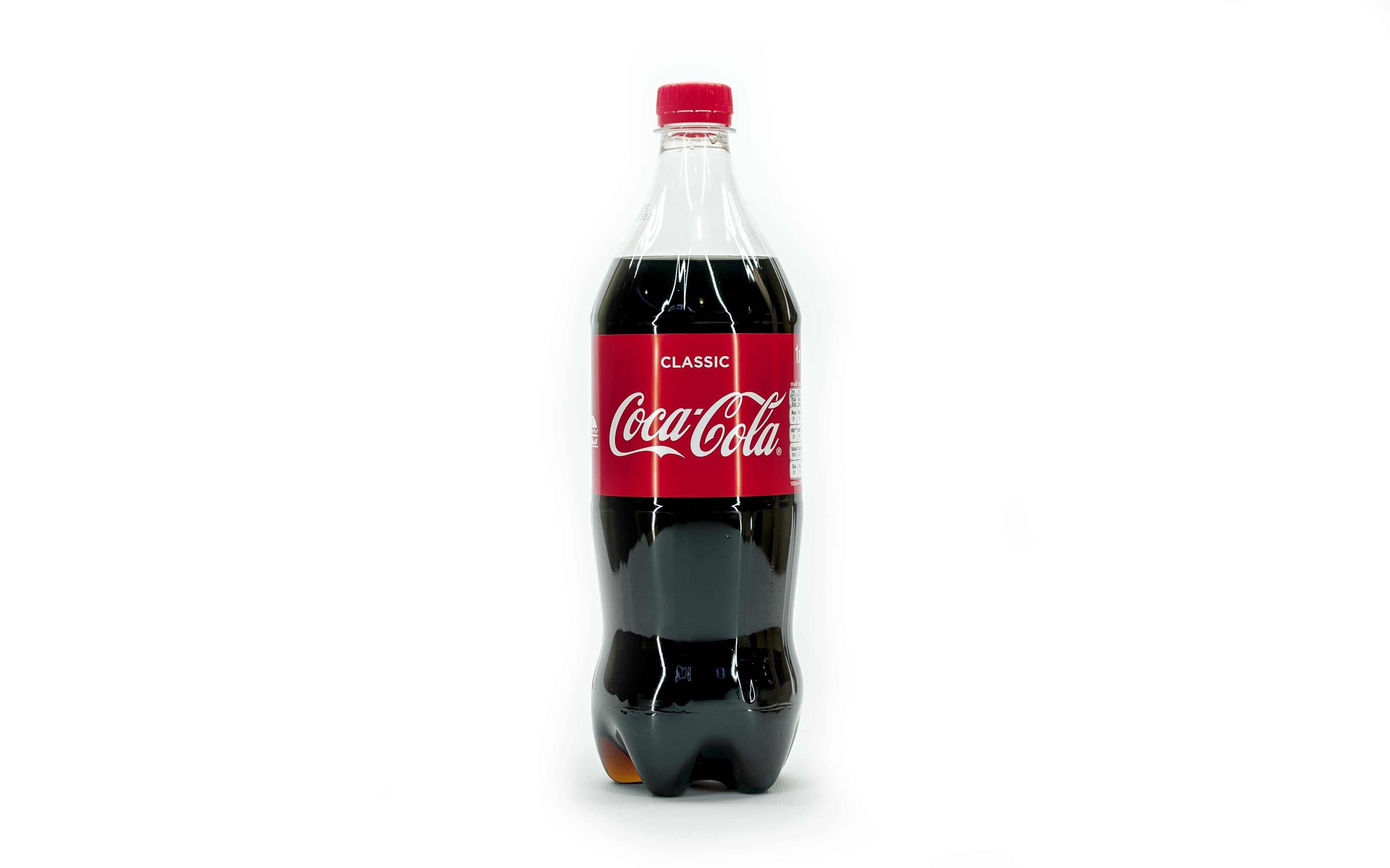Коллы в оренбурге. Кола 900 мл. Напиток сильногазированный Coca-Cola, 12 шт по 0,9 л. Coca Cola 900 мл. Кока кола 1,5.